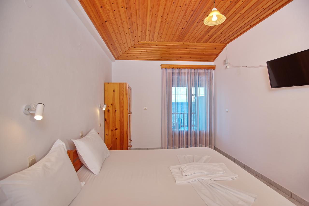 Hotel Ostria Patitírion Zewnętrze zdjęcie